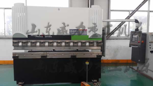電液伺服數(shù)控折彎機